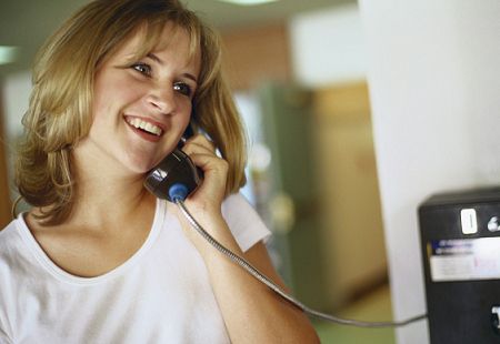 香港電話(huà)號(hào)碼是幾位，區(qū)號(hào)是多少？