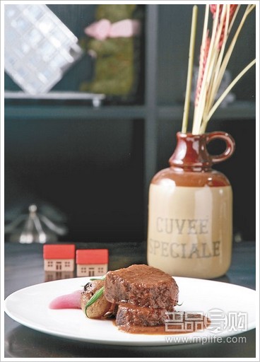 灣仔夜鶯開餐廳 大賣歐陸菜